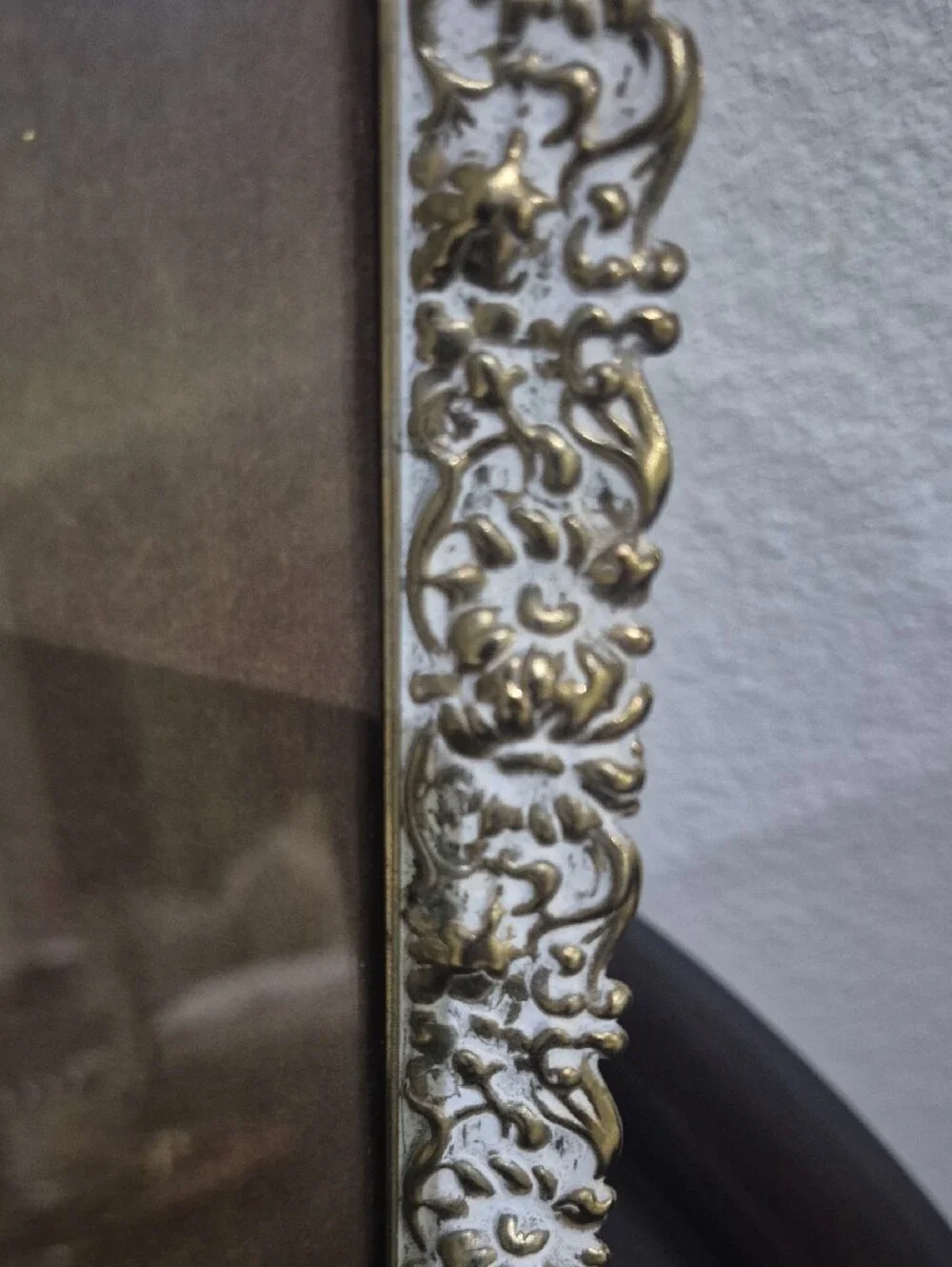 Vintage Ornate Gold Decorative Picture Frame - Classic Home Accents 8